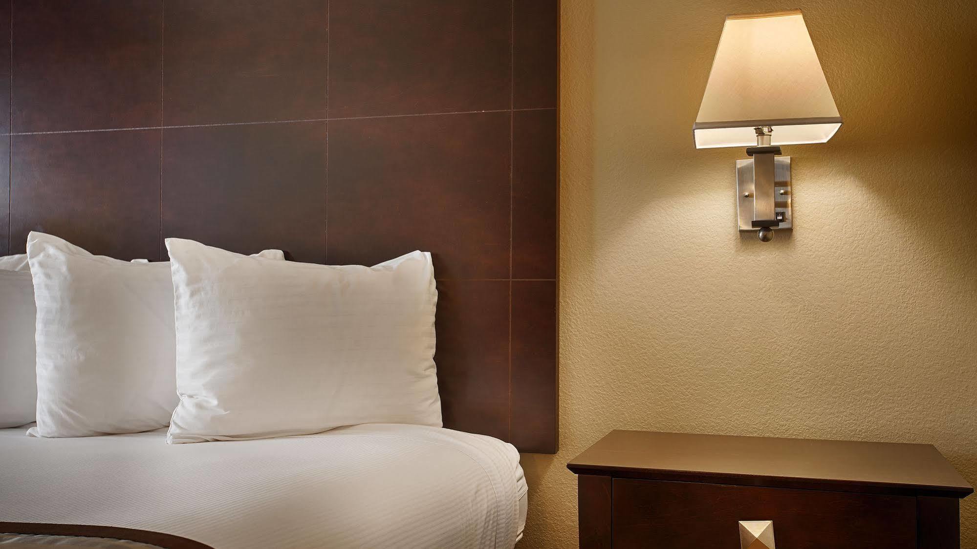 Best Western Cordelia Inn מראה חיצוני תמונה